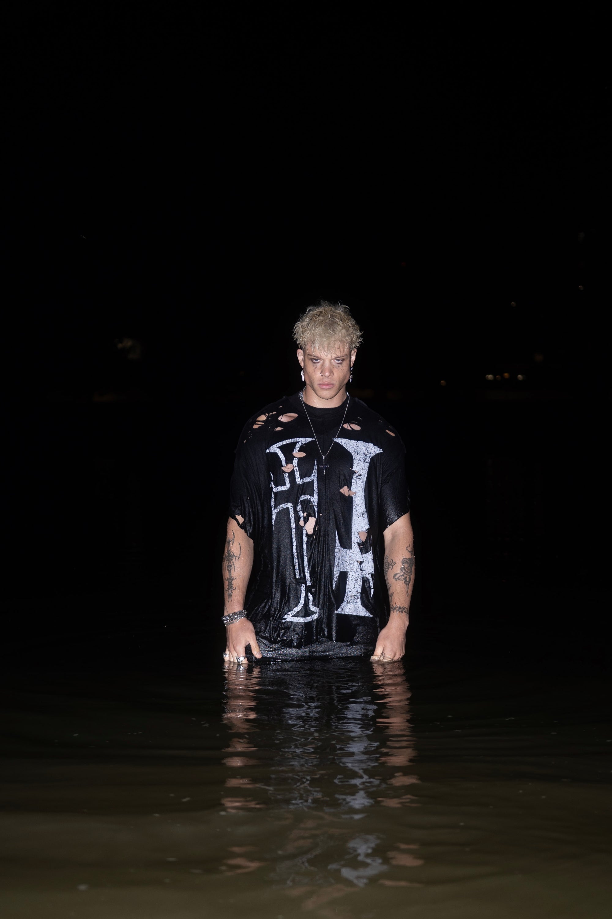 Crosses Inside Out Distressed tee